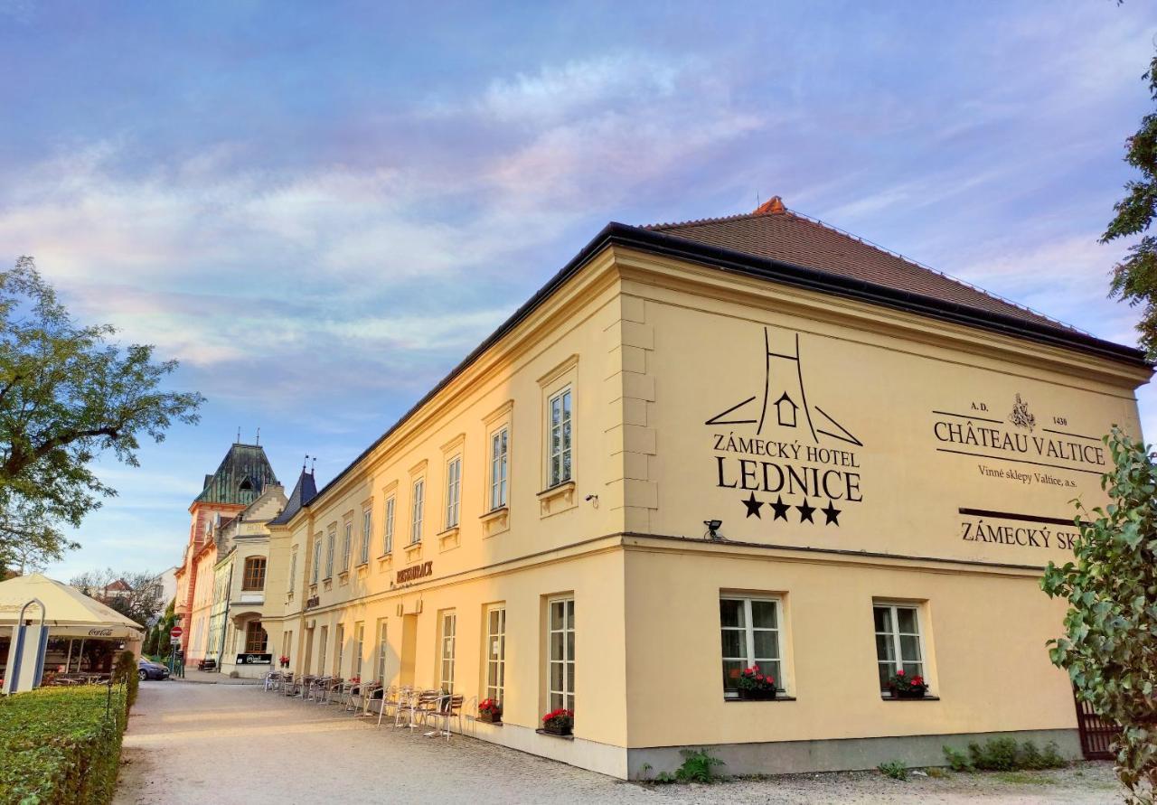 Zamecky Hotel Lednice Eksteriør billede