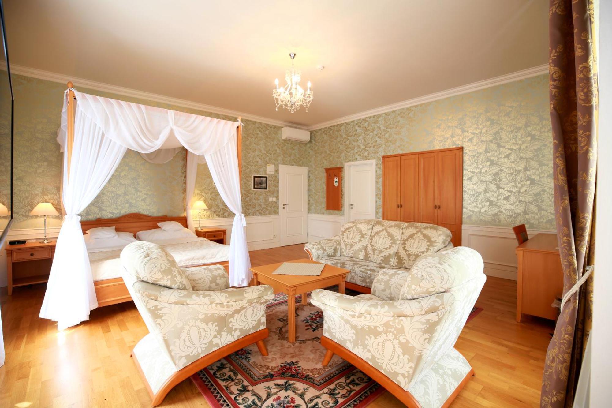 Zamecky Hotel Lednice Eksteriør billede